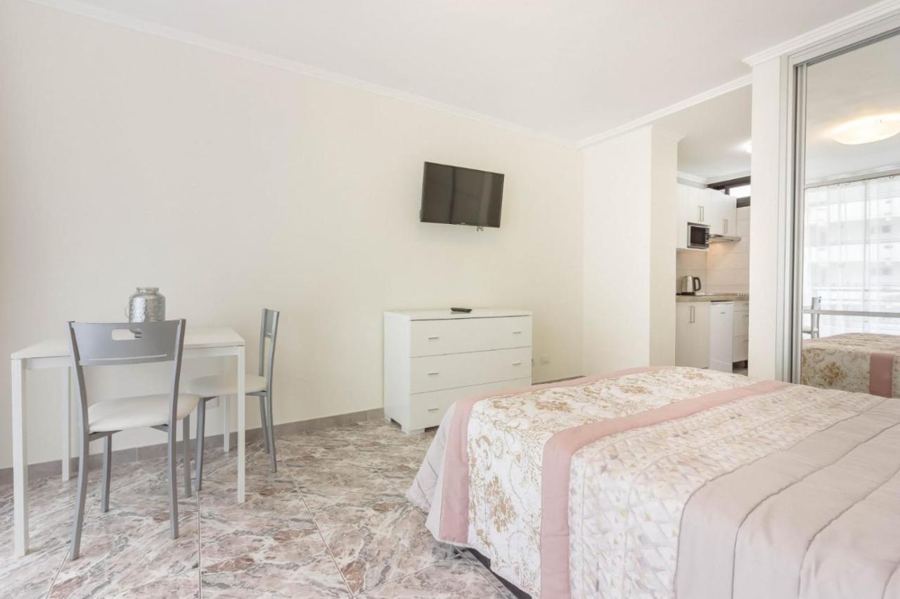 Tenerife Olympia Apart Hotel-Playa De Las Americas. Balcony, Sea View & Pool Exteriör bild